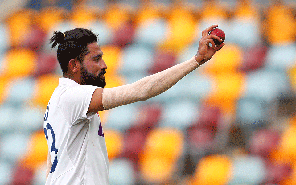 England opt to bat, Mohammed Siraj replaces Bumrah in Indian playing XI