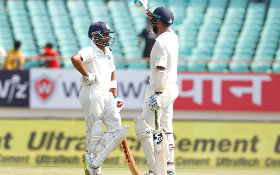 India 133/1 at lunch against West Indies