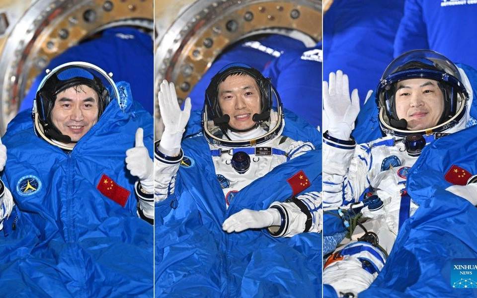 China reveals Shenzhou-19 crew for space mission AJU PRESS