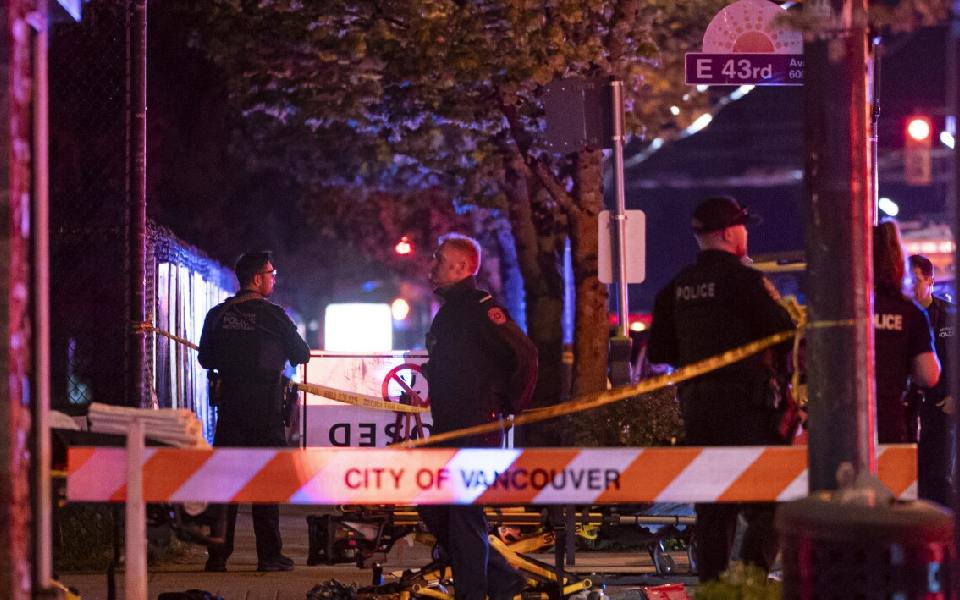 9 people killed, 20 injured after vehicle plows into Filipino street festival crowd in Vancouver
