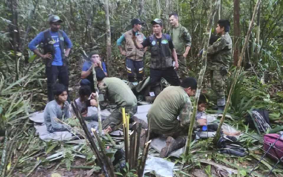 4 Indigenous children lost in jungle for 40 days after plane crash are found alive in Colombia