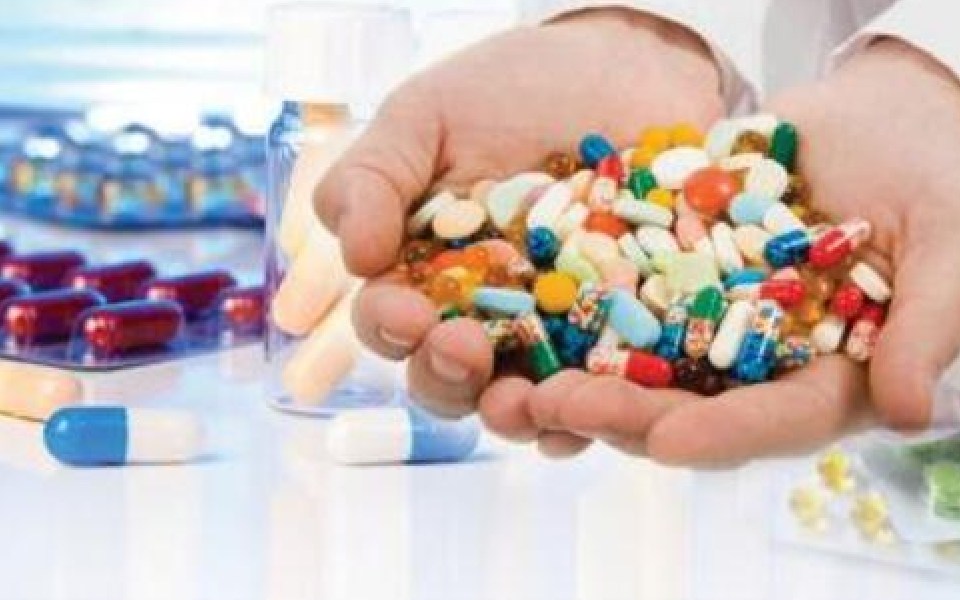 Pakistan initiates 'emergency' steps to secure drug supplies after trade suspension with India