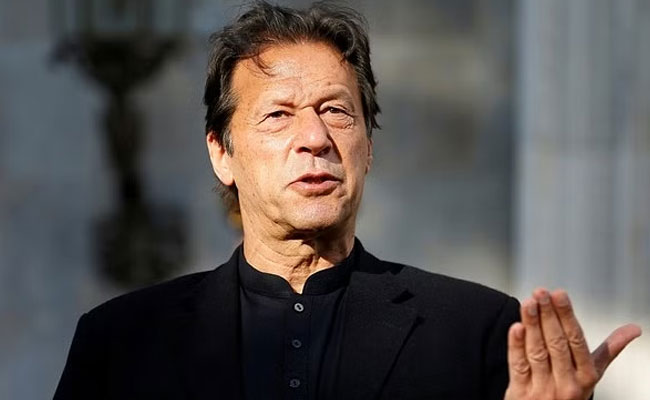Imran Khan to appear before LHC ahead of graft case hearing in Islamabad court