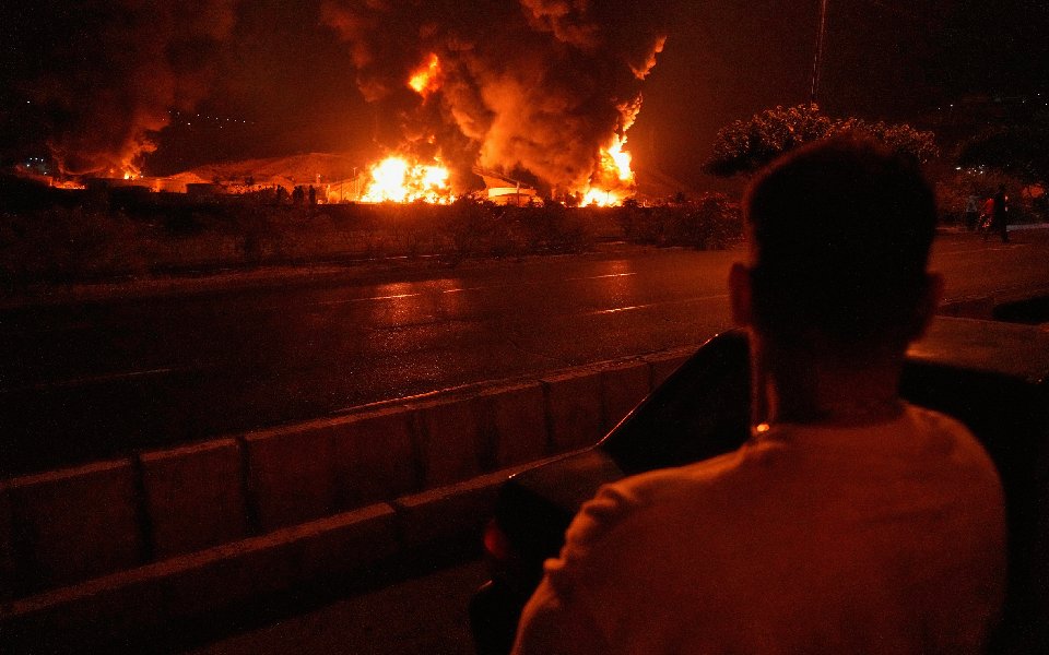 Israeli strikes in Iran killed at least 406 people, wounded 654, human rights group says