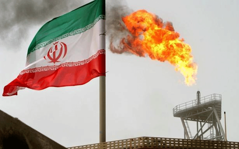 US to ask India and four others to end completely Iranian oil imports: report