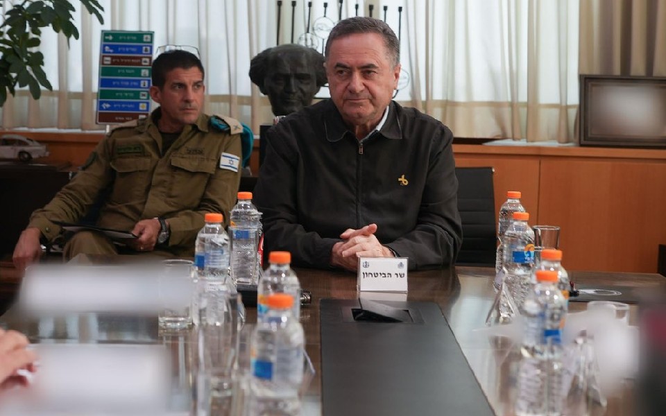 'Tehran will burn' if Iran continues firing missiles: Israeli Defence Minister