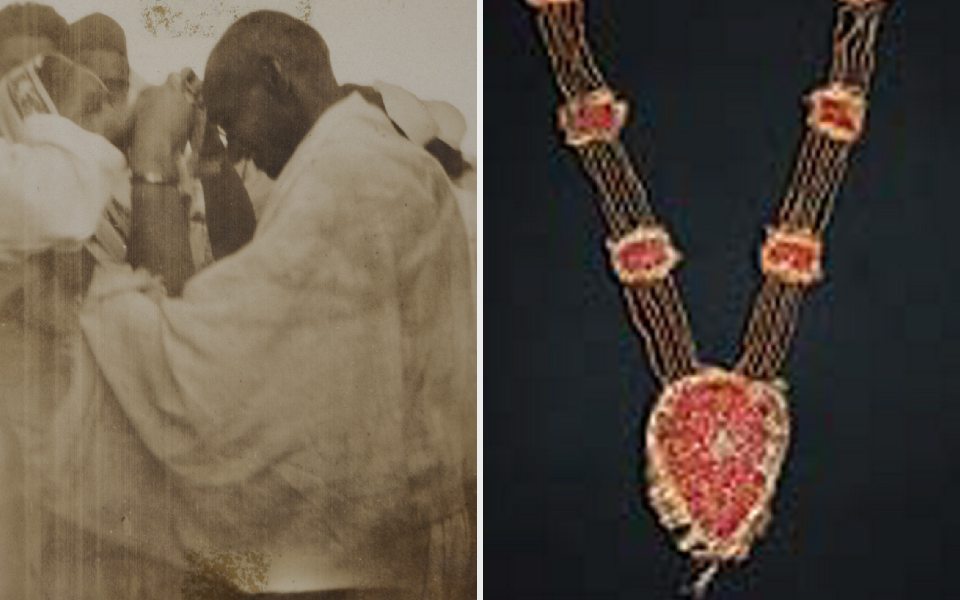 Garland worn by Mahatma Gandhi at Dandi March open for bids in UK