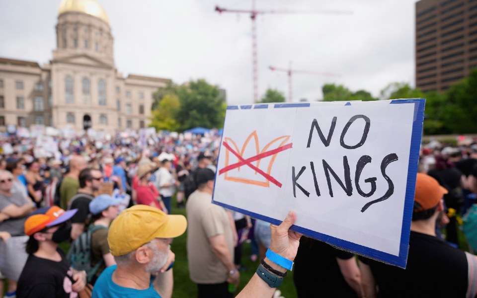 Massive 'No Kings' protests erupt across US on Trump's birthday, Army Anniversary Parade Day