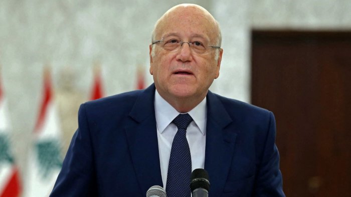 Lebanese lawmakers pick billionaire Najib Mikati as new PM
