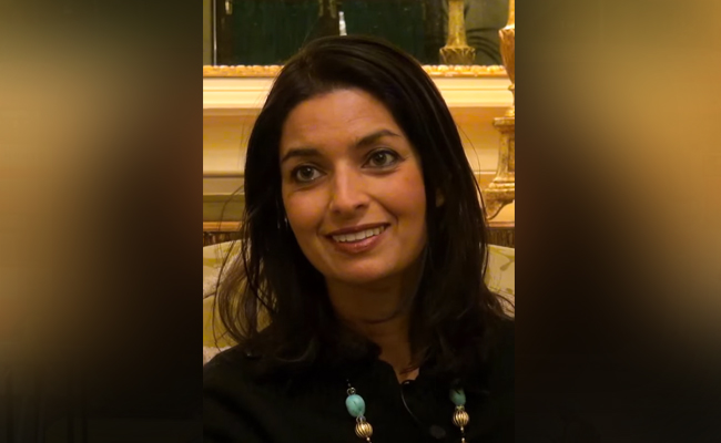 Pulitzer winner Jhumpa Lahiri declines NYC museum award in protest against Keffiyeh ban