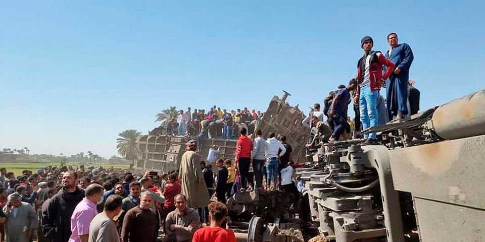 Train crash in southern Egypt kills at least 32, injures 165