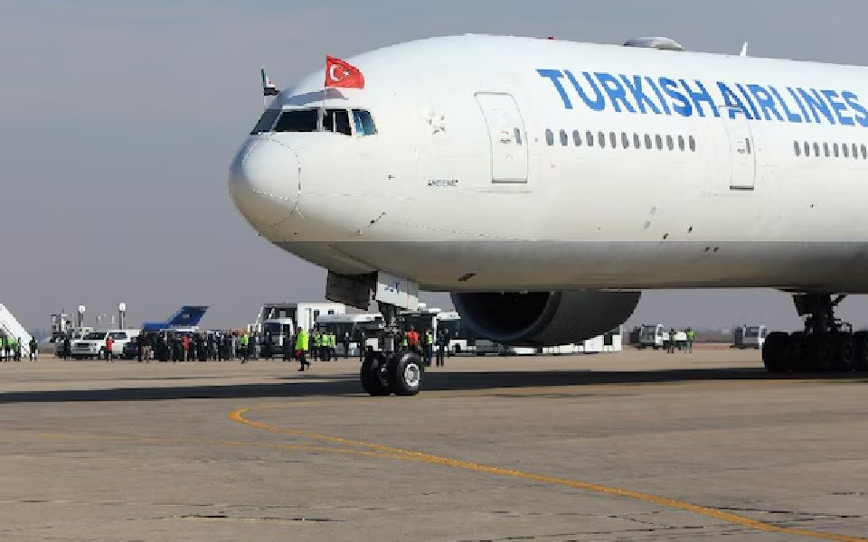 Commercial flights between Turkiye, Syria resume after 13 years