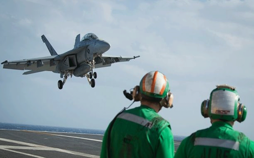 US Navy jet crashes in Florida, 2 killed