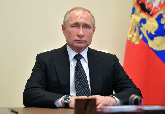 Ukraine crisis: Vladimir Putin gets OK to use force outside Russia