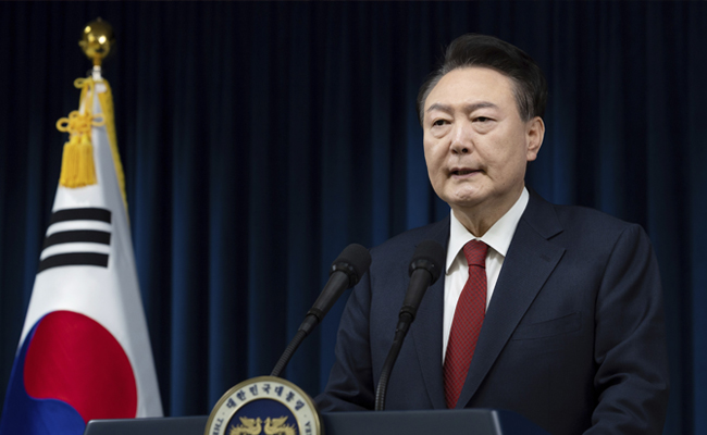 South Korean investigators to seek travel ban on President Yoon over martial law