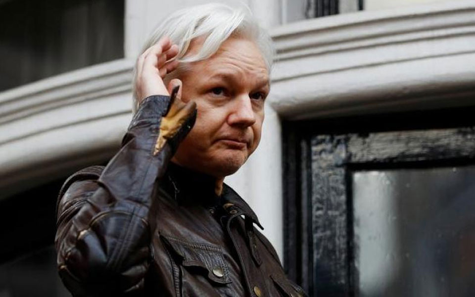 Wikileaks co-founder Julian Assange arrested from UK embassy hideout, says Scotland Yard