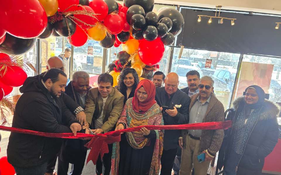 Bearys Supermarket inaugurated in Mississauga with community members, dignitaries in attendance