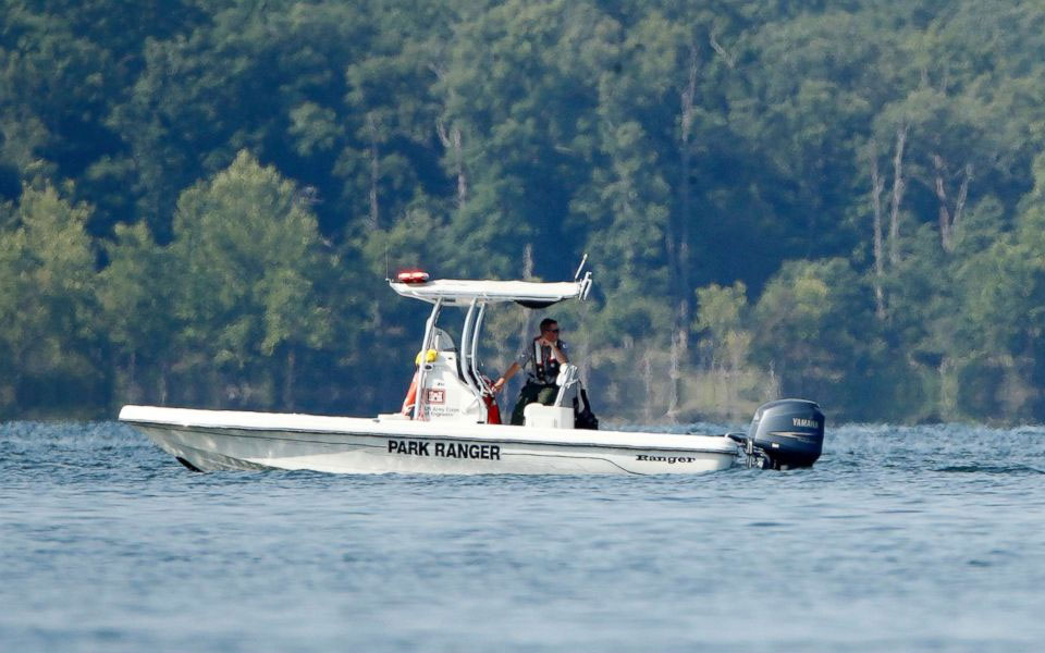 9 family members among 17 killed in US boat tragedy