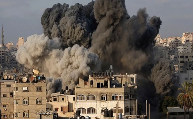 Israel bombs Gaza region where civilians were told to seek refuge, as mediators try to unlock aid