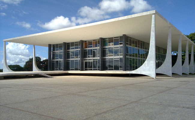 Brazil Supreme Court moves to hold social media platforms accountable for user content