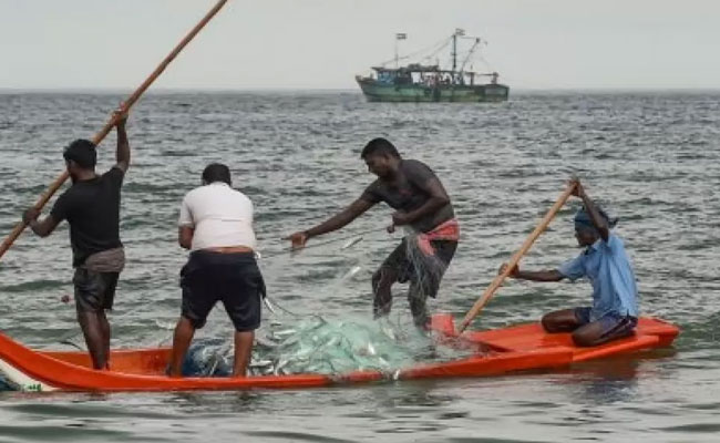 27 Indian fishermen held for alleged poaching in Sri Lanka's territorial waters