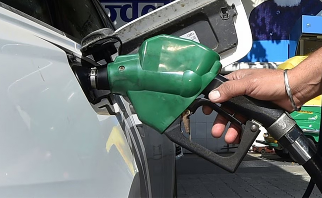 Sri Lanka rolls out fuel rationing system amid ongoing conflict in West Asia