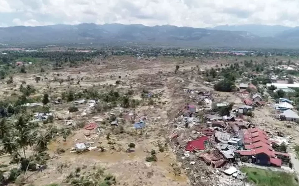 Indonesia earthquake, tsunami toll reaches 832