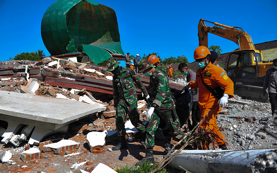 Indonesia earthquake death toll reaches 105