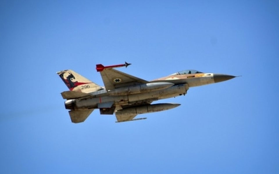 2 Israeli missiles land near Damascus airport