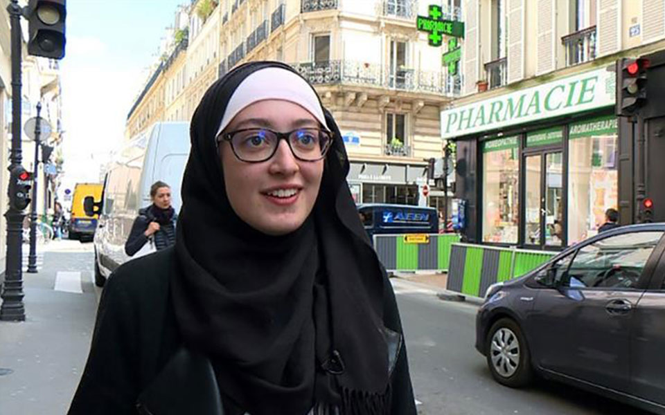 French Muslim student in limelight over headscarf