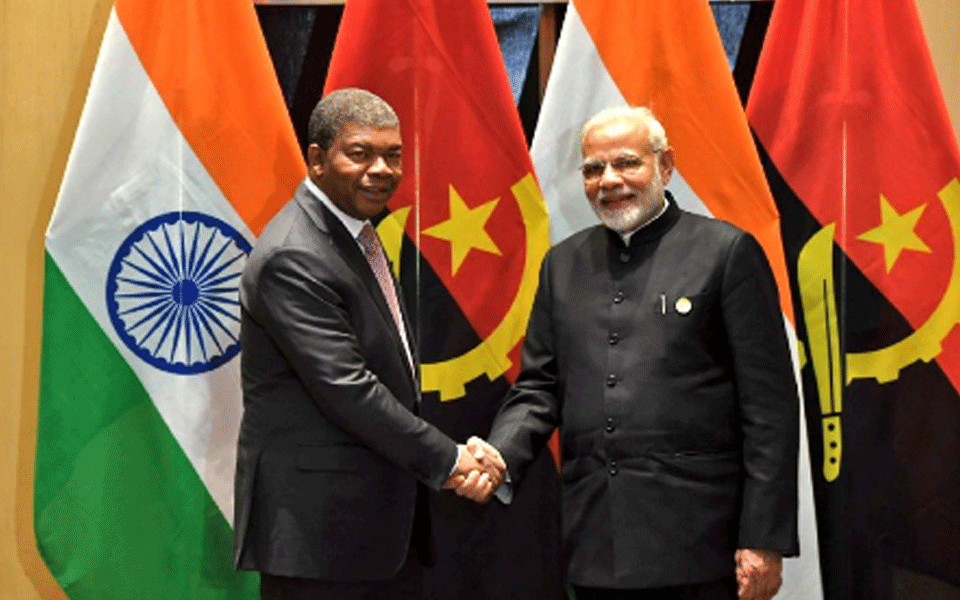 Modi meets leaders of Argentina, Angola
