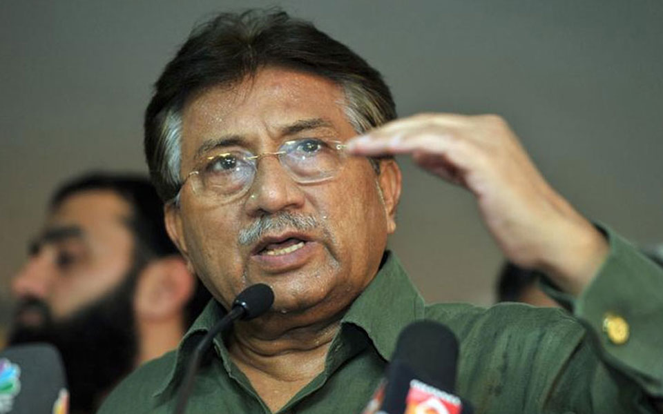 Haven't quit politics, says Musharraf