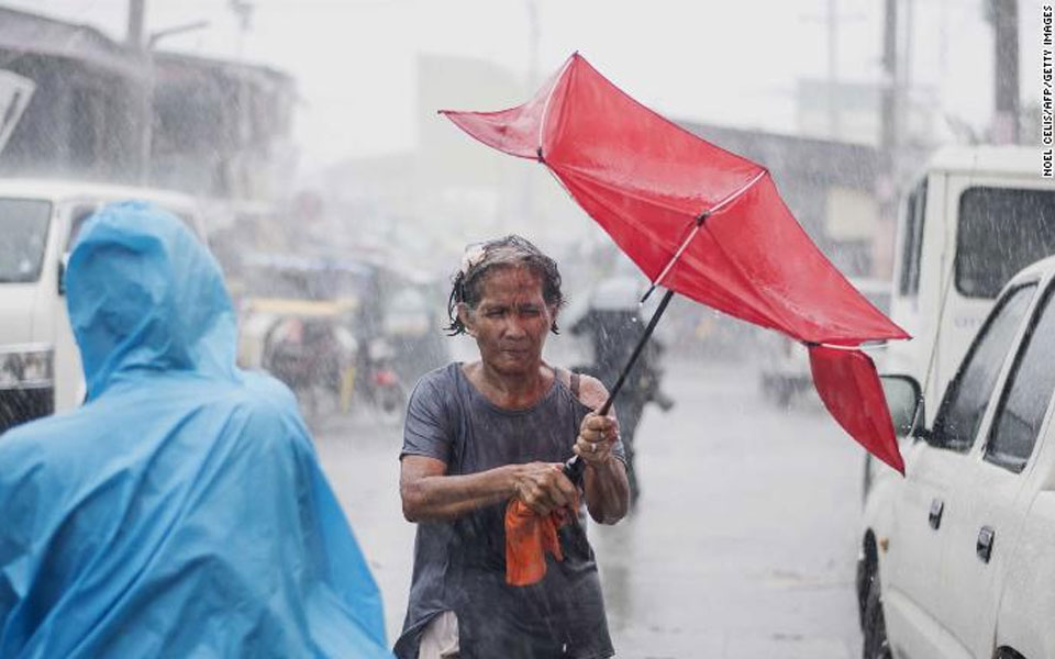 3 killed as typhoon Mangkhut hits Philippines