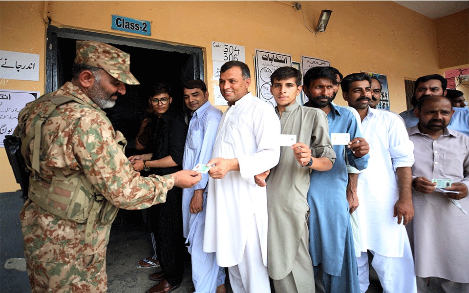 Counting of votes begins at Pakistan polling stations