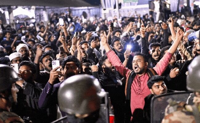 Tension grips Bangladesh after unrest over uprising leader’s death; vandalism at several places