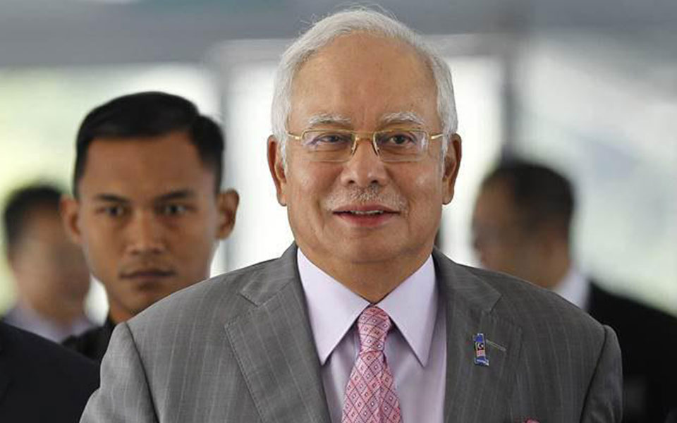 Ex-Malaysian PM Razak to record statement