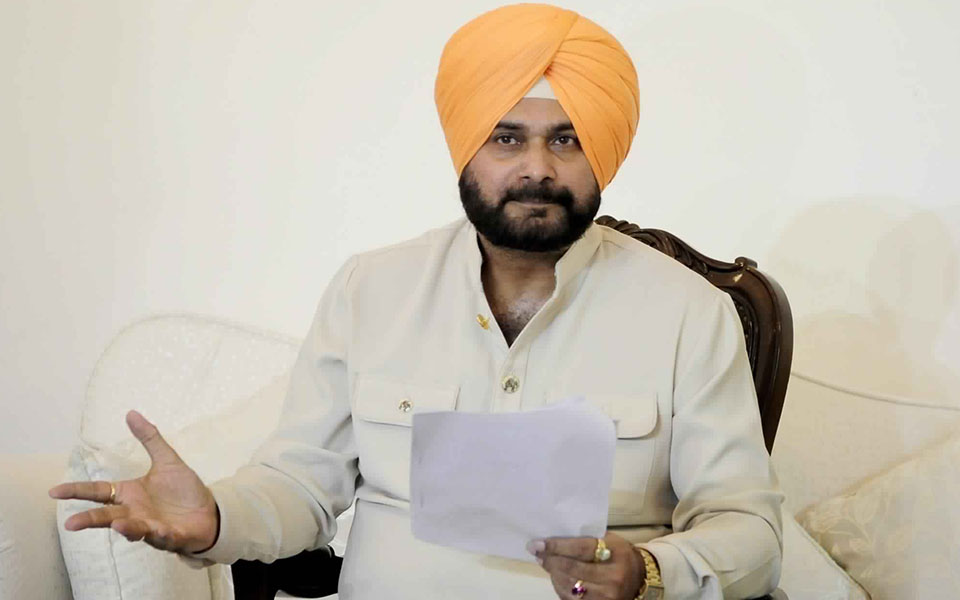 No one questioned Modi's unscheduled visit to Pakistan: Sidhu