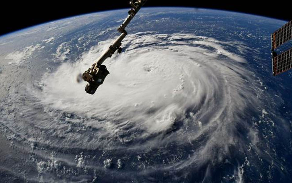 1.5 mn to evacuate as Hurricane Florence approaches US