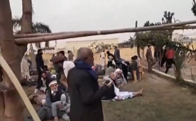 31 killed, 169 injured in suicide attack at Shia mosque in Pakistan's capital