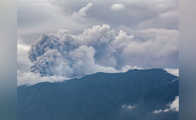 11 bodies recovered after volcanic eruption in Indonesia, and 22 climbers are still missing